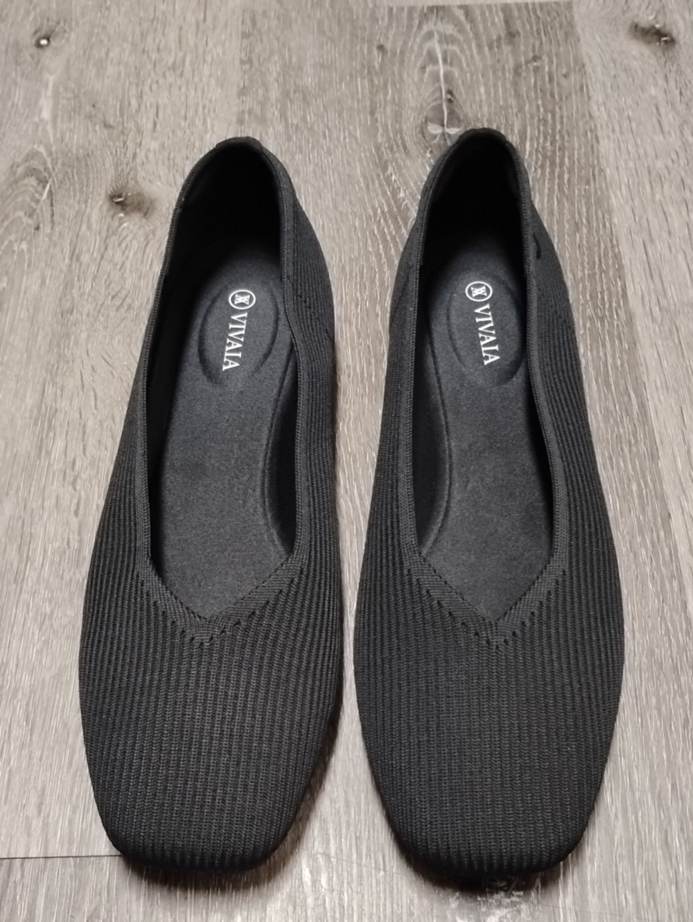 Vivaia Square Toe V Cut Margit 2.0 Flat Shoes W11
